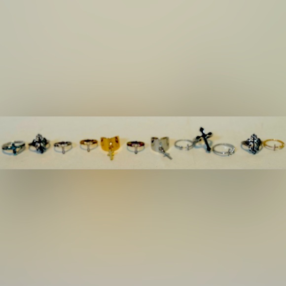 The Queens Variety adjustable rings for all occasions - Picture 1 of 1